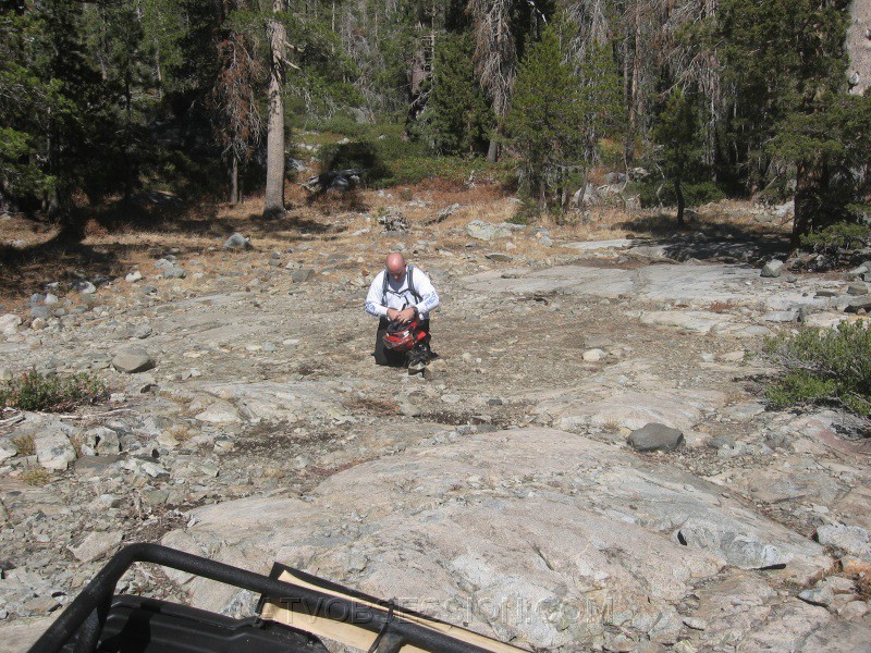 055. Larry finds a photo op..jpg