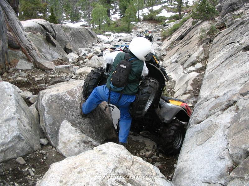 114. Dusty muscles the nose off the rock and down..jpg