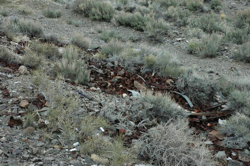 108. And A Can Boneyard Which Usually Indicate a Chinese Mine..jpg