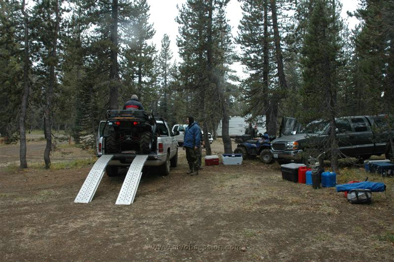 112. Dan still trying to unload his rig..jpg