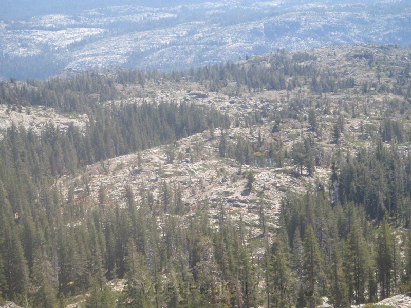 03. The old cabin is there at the small lake..jpg