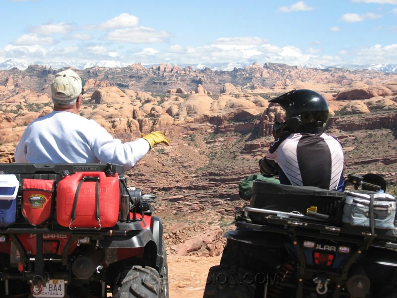 135. One winch master..chatting with his Sensei..jpg