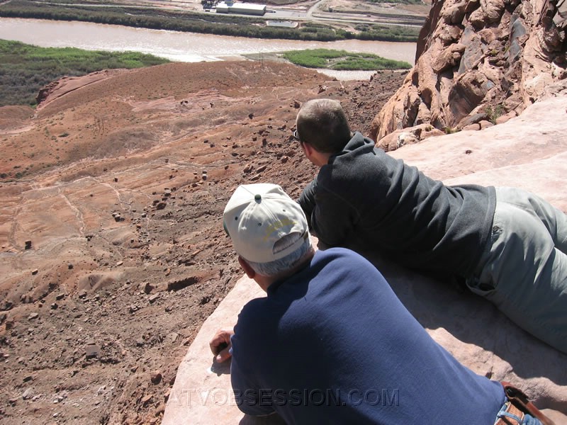 188. We finally reach the Cliffhanger...awesome view..jpg