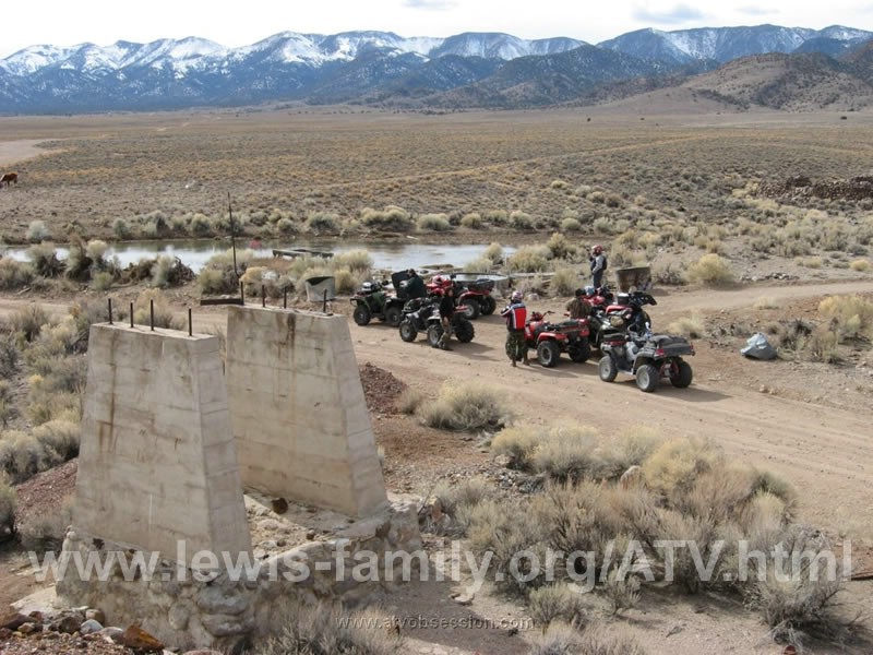 142. We took a nice lunch here on the desert floor..jpg