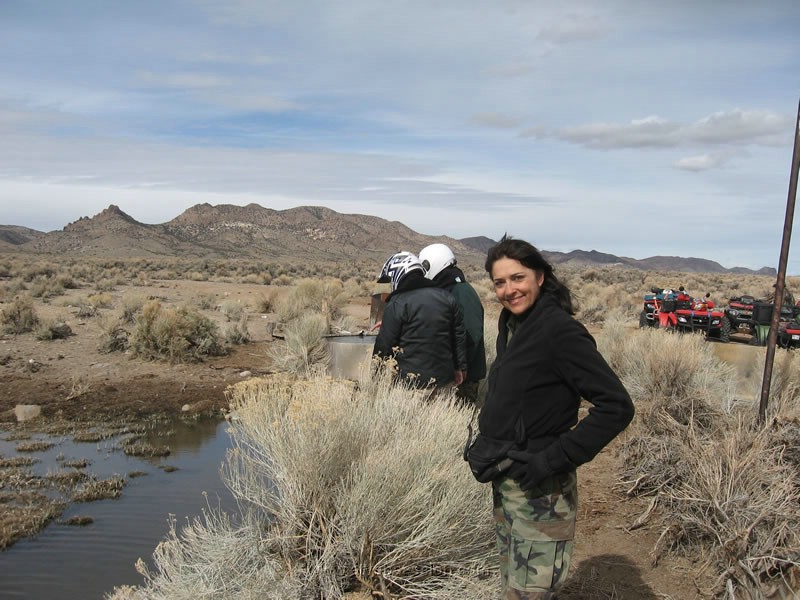 145. Lori checks out the fish..jpg