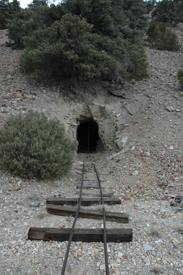 188. The track is still there heading into the tunnel..jpg