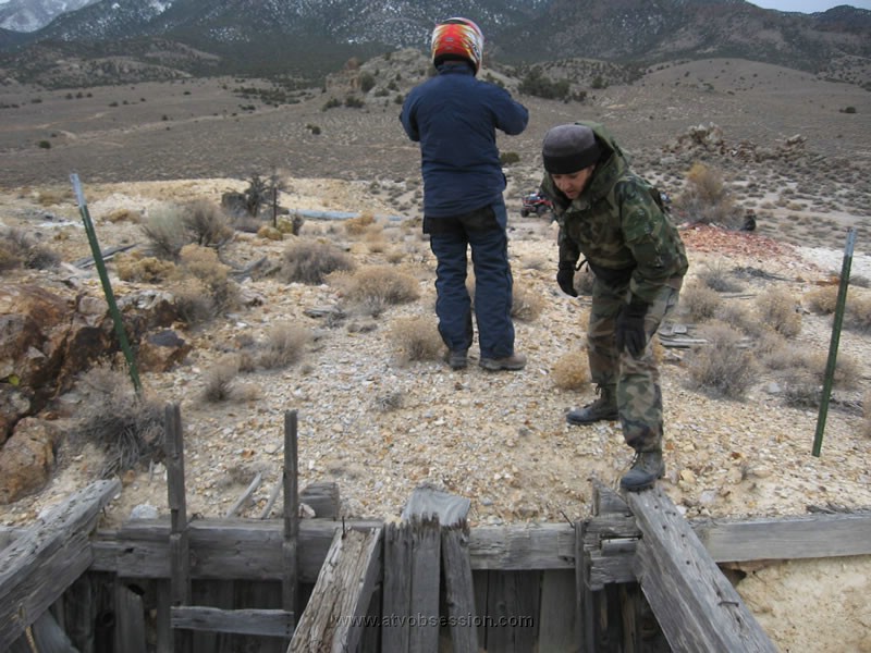 204. Don't lean too far..jpg