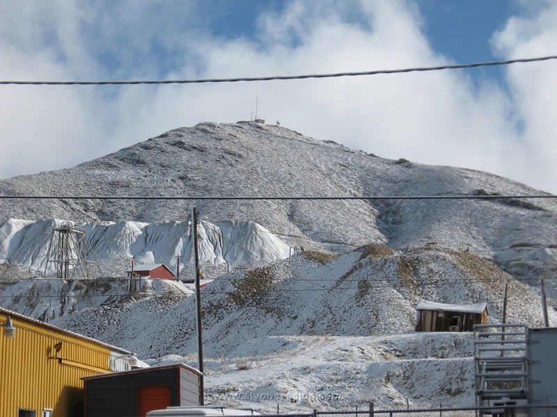 224. Mine right in Tonopah..jpg