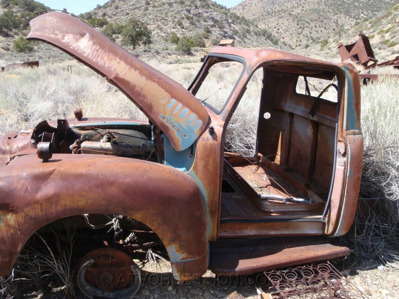 079. An old pickup..jpg