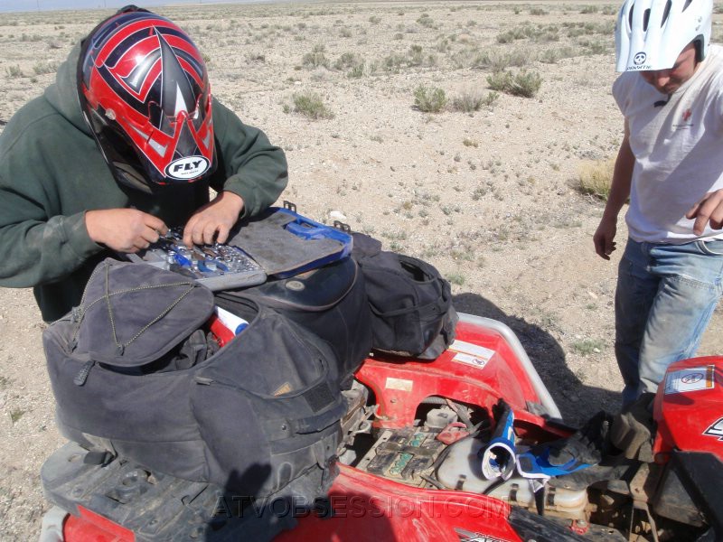 109. Scott dies, but it's just a loose battery cable..jpg