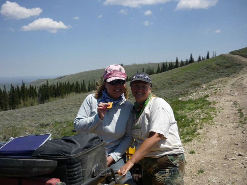 39.Wendy and Carrie.jpg